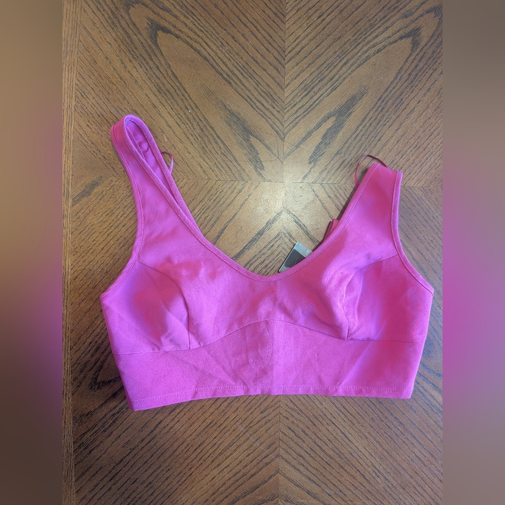 NWT Sincerly Jules Hot Pink‎ Bralette Top Size Small